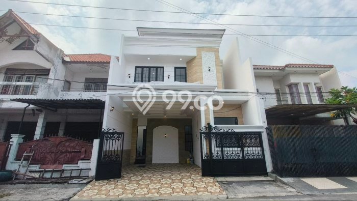 Siap Huni Rumah Mewah 5 Kamar di Mulyorejo Dekat ke Mana Pun Siap Huni Rumah Mewah 5 Kamar di Mulyorejo Dekat ke Mana Pun
