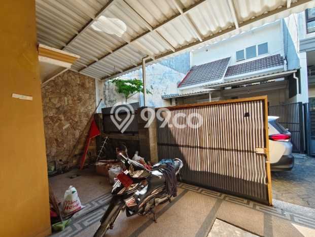 Dijual Segera Rumah Terawat di Kawasan Jambangan, Surabaya Dijual Segera Rumah Terawat di Kawasan Jambangan, Surabaya