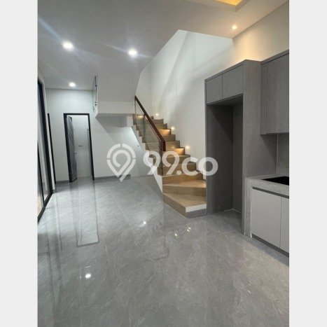 Dijual Rumah 4 Kamar Lokasi Strategis Bagus dan Strategis di Tambaksari Dijual Rumah 4 Kamar Lokasi Strategis Bagus dan Strategis di Tambaksari