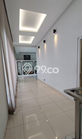 Rumah Eksklusif Dijual LT 330m2 di Gajah Mungkur, Semarang Rumah Eksklusif Dijual LT 330m2 di Gajah Mungkur, Semarang