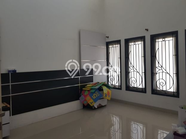 HARGA SPECIAL! Rumah Nyaman di Puri Anjasmoro, Semarang, LT 198m² LB 350m² BISA KPR! HARGA SPECIAL! Rumah Nyaman di Puri Anjasmoro, Semarang, LT 198m² LB 350m² BISA KPR!