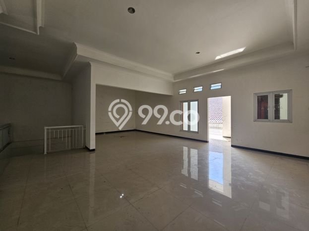Rumah Modern Cantik 6 KT Siap Huni di Semarang Barat Rumah Modern Cantik 6 KT Siap Huni di Semarang Barat