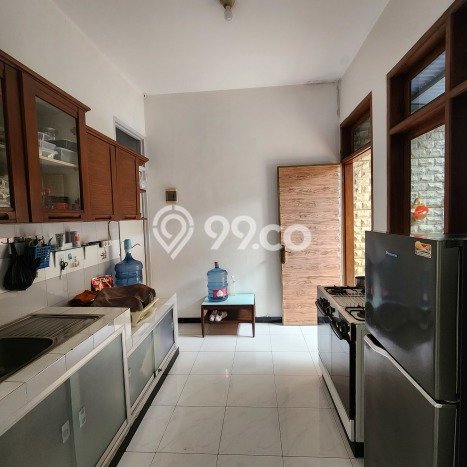 Hunian Cantik Minimalis Lb 120m2 di Banyumanik, Semarang Hunian Cantik Minimalis Lb 120m2 di Banyumanik, Semarang