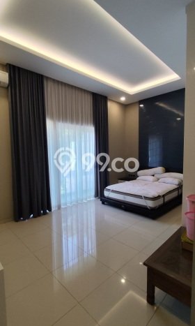 Rumah Eksklusif Dijual LT 330m2 di Gajah Mungkur, Semarang Rumah Eksklusif Dijual LT 330m2 di Gajah Mungkur, Semarang