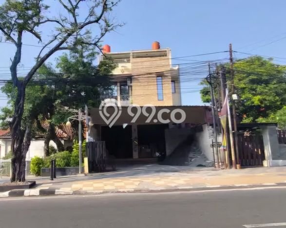 Unit Ruko Dijual di Semarang Tengah Semarang 180m2 Unit Ruko Dijual di Semarang Tengah Semarang 180m2