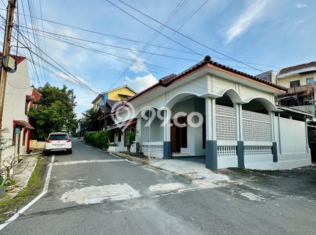 Jual Rumah Minimalis Bagus Punya 3 KT di Banyumanik Semarang SHM Jual Rumah Minimalis Bagus Punya 3 KT di Banyumanik Semarang SHM