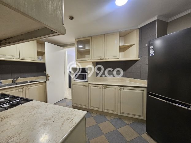 HARGA SPESIAL! Apartemen di Pondok Indah, 2 KM, Luas 178m², Lingkungan Elite HARGA SPESIAL! Apartemen di Pondok Indah, 2 KM, Luas 178m², Lingkungan Elite