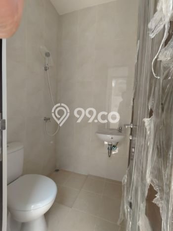 Rumah Modern Minimalis 2 KT Bisa Langsung Pindah di BSD Rumah Modern Minimalis 2 KT Bisa Langsung Pindah di BSD