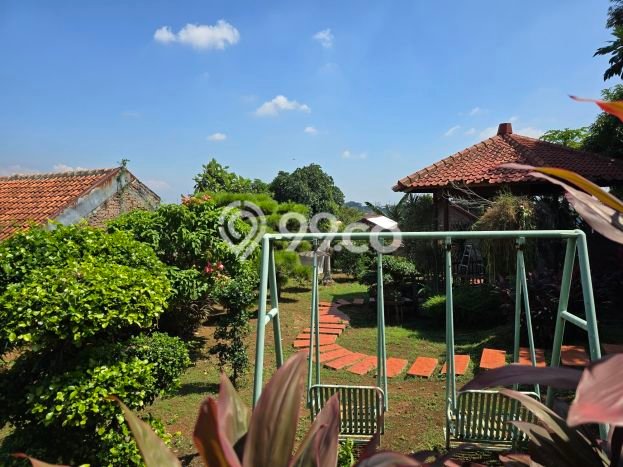 Dijual Rumah Luas Elegan Dengan View Eksklusif di Srondol, Semarang Dijual Rumah Luas Elegan Dengan View Eksklusif di Srondol, Semarang