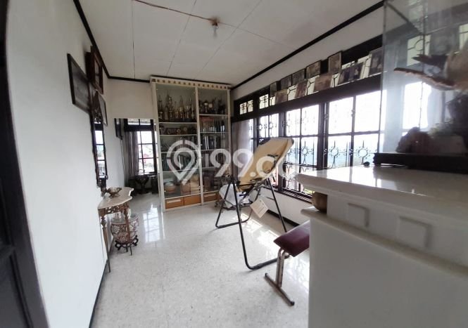 Dijual Rumah Luas Elegan Dengan View Eksklusif di Srondol, Semarang Dijual Rumah Luas Elegan Dengan View Eksklusif di Srondol, Semarang