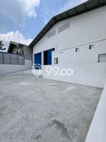 AREA BISNIS! Gudang Kawasan Ngaliyan, Luas 820m2m², Area Premium AREA BISNIS! Gudang Kawasan Ngaliyan, Luas 820m2m², Area Premium