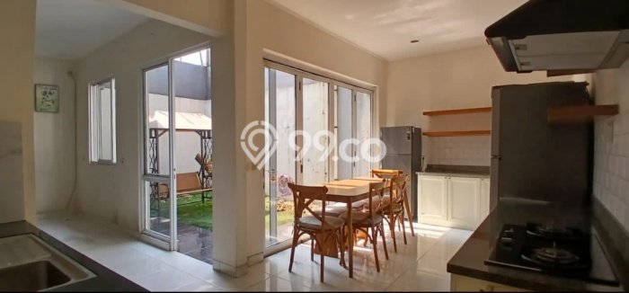 Ready to Use! Premium House LT 250m2 Desain Elegan di BSD Foresta Ready to Use! Premium House LT 250m2 Desain Elegan di BSD Foresta