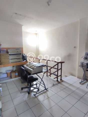 Ruko Dijual Lokasi Emas di Karawaci Luas 120m2 Ruko Dijual Lokasi Emas di Karawaci Luas 120m2