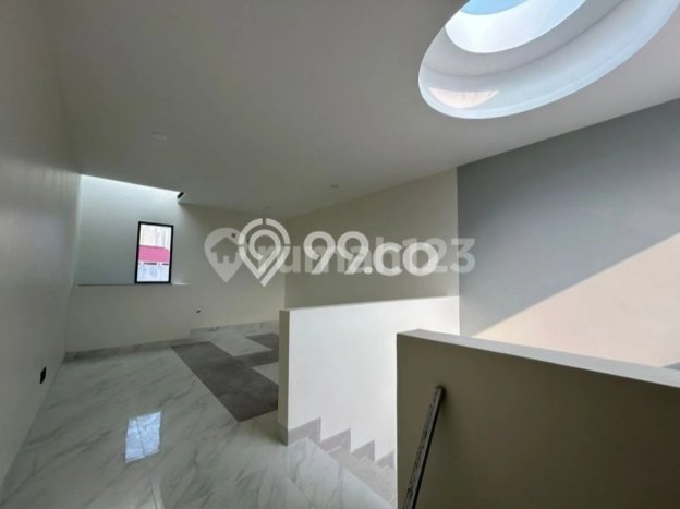 Jual Rumah Modern 3 KT di Muara Karang, Jakarta Utara Jual Rumah Modern 3 KT di Muara Karang, Jakarta Utara