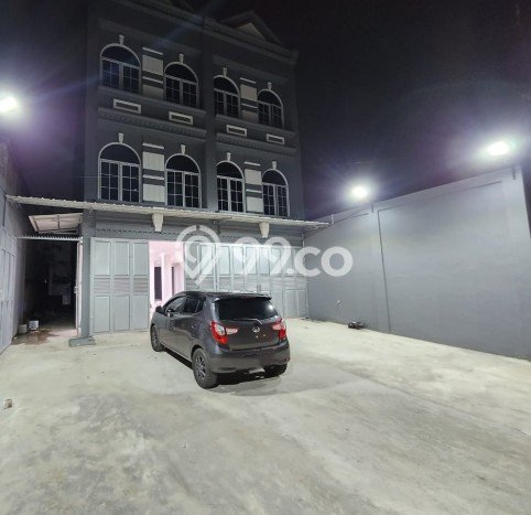 Unit Ruko Dijual di Bekasi LT 135m2 & LB 405m2 Unit Ruko Dijual di Bekasi LT 135m2 & LB 405m2