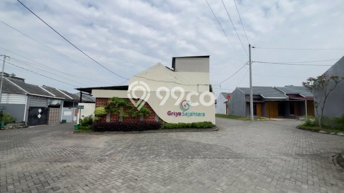 LOKASI PREMIUM! Rumah Berkembang area Teras, Luas 60m² LB 30m² LOKASI PREMIUM! Rumah Berkembang area Teras, Luas 60m² LB 30m²
