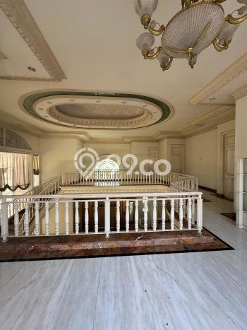 Rumah area Pakuwon Indah, 6 KT, Dekat Rumah Sakit, Luas 540m2m² Bangunan 900m2m² Rumah area Pakuwon Indah, 6 KT, Dekat Rumah Sakit, Luas 540m2m² Bangunan 900m2m²