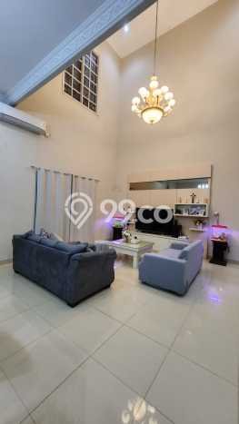 For Sale! Premium House LT 275m2 Desain Elegan di Pakuwon Indah For Sale! Premium House LT 275m2 Desain Elegan di Pakuwon Indah