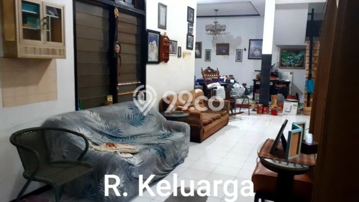 Dijual Rumah Strategis Bagus Punya 6 KT di Gubeng Surabaya - Dijual Rumah Strategis Bagus Punya 6 KT di Gubeng Surabaya -