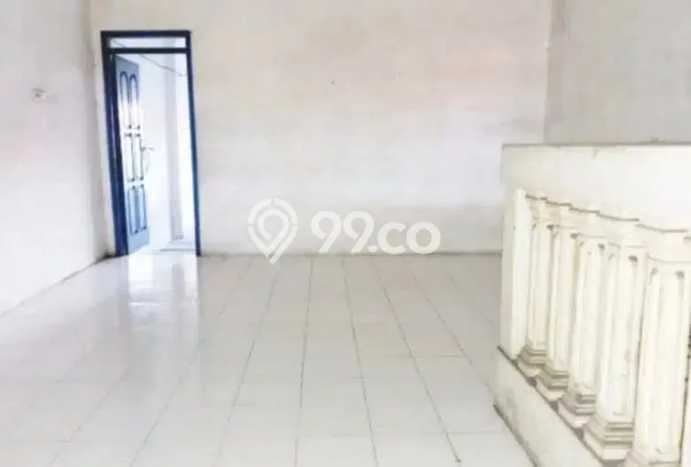 LOKASI STRATEGIS! Ruko Kawasan Gresik Kota, Luas 90m2m², Akses Utama LOKASI STRATEGIS! Ruko Kawasan Gresik Kota, Luas 90m2m², Akses Utama