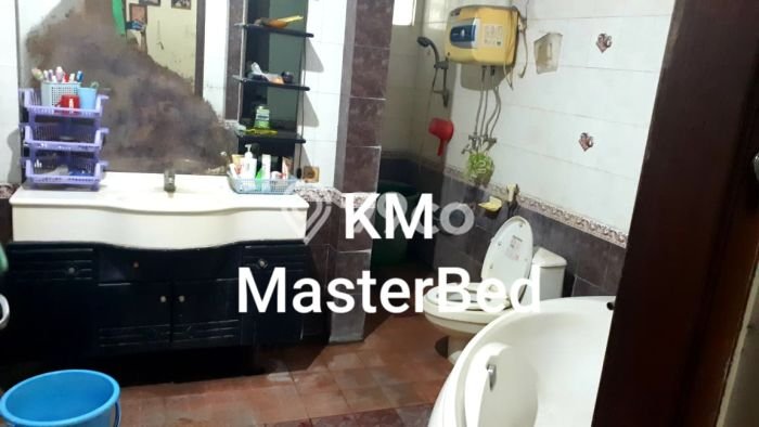 Dijual Rumah Strategis Bagus Punya 6 KT di Gubeng Surabaya - Dijual Rumah Strategis Bagus Punya 6 KT di Gubeng Surabaya -