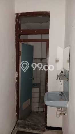 Unit Ruko Dijual di Surabaya LT 45m2 & LB 135m2 Unit Ruko Dijual di Surabaya LT 45m2 & LB 135m2