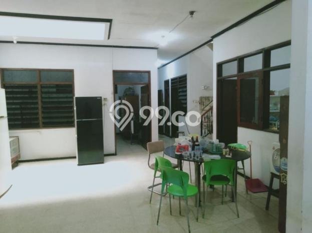 Jual Rumah Bagus Siap Huni LB 176m2 di Simokerto, Surabaya Jual Rumah Bagus Siap Huni LB 176m2 di Simokerto, Surabaya