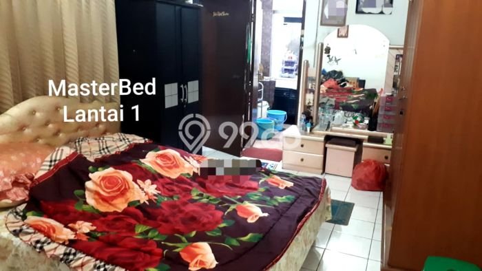 Dijual Rumah Strategis Bagus Punya 6 KT di Gubeng Surabaya - Dijual Rumah Strategis Bagus Punya 6 KT di Gubeng Surabaya -