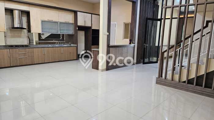 Jarang Ada! Rumah Kontrakan 3 Kamar Bagus Siap Huni Pantai Indah Kapuk Jarang Ada! Rumah Kontrakan 3 Kamar Bagus Siap Huni Pantai Indah Kapuk