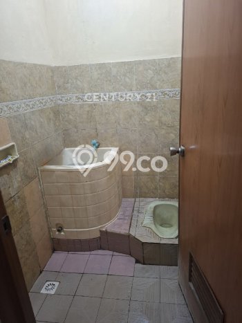 Ready to Use! Premium House LT 99m2 Desain Modern di Cijantung Ready to Use! Premium House LT 99m2 Desain Modern di Cijantung