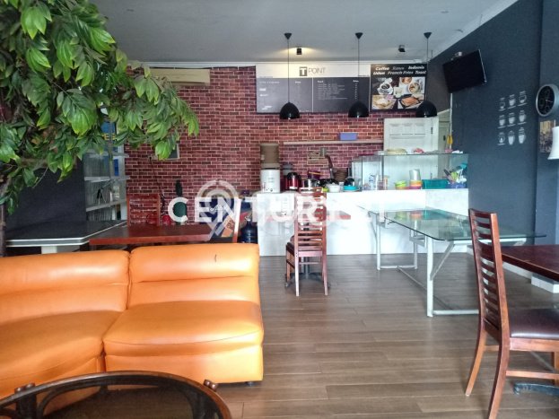Ruko Dijual di Prime Area Jakarta Timur Luas 450m2 Ruko Dijual di Prime Area Jakarta Timur Luas 450m2