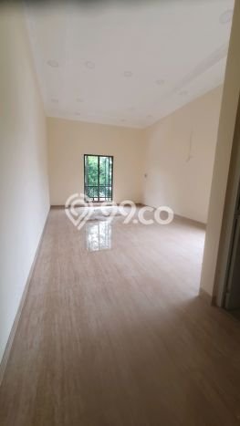 Sewa Rumah Murah di BSD City Tangerang dengan 5 Kamar Tidur Sewa Rumah Murah di BSD City Tangerang dengan 5 Kamar Tidur