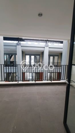 Ruko untuk Disewa di Pusat Tangerang Luas Bangunan 181m2 Ruko untuk Disewa di Pusat Tangerang Luas Bangunan 181m2