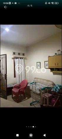 HARGA MENARIK! Vila Kawasan Cipanas, Ukuran 143m2m², Area Strategis dengan akses bagus HARGA MENARIK! Vila Kawasan Cipanas, Ukuran 143m2m², Area Strategis dengan akses bagus