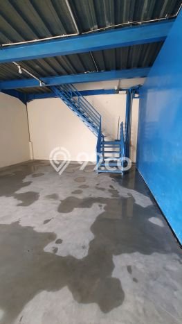 Gudang Disewakan di Area Ramai Legok, Tangerang Gudang Disewakan di Area Ramai Legok, Tangerang