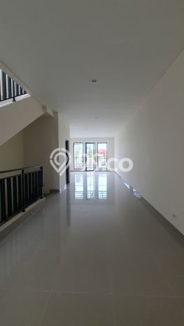 Ruko untuk Disewa di Pusat Tangerang Luas Bangunan 181m2 Ruko untuk Disewa di Pusat Tangerang Luas Bangunan 181m2