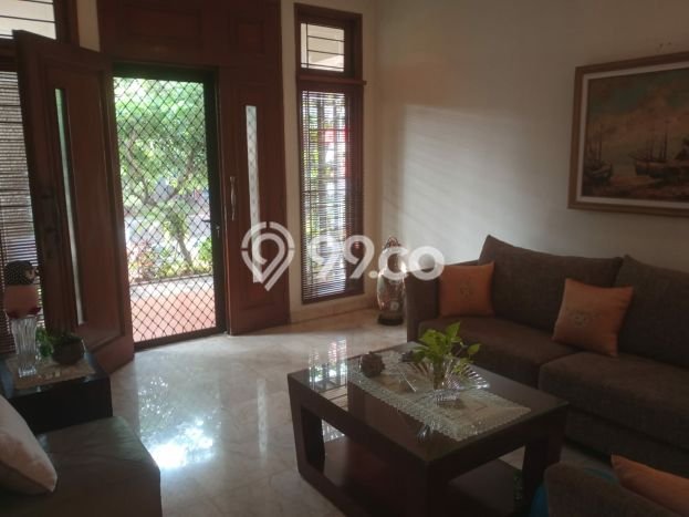 Rumah Eksklusif Siap Huni LT 493m2 di Pasar Rebo, Jakarta Timur Rumah Eksklusif Siap Huni LT 493m2 di Pasar Rebo, Jakarta Timur