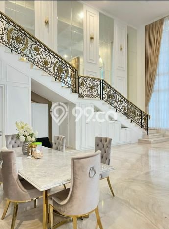 Rumah di Cempaka Putih, LT 824m², Bangunan 1000m² Rumah di Cempaka Putih, LT 824m², Bangunan 1000m²