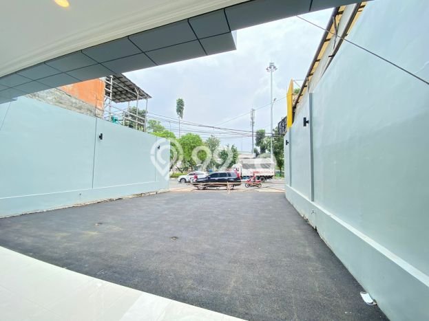 Unit Ruko Dijual di Jakarta Timur LT 134m2 & LB 265m2 Unit Ruko Dijual di Jakarta Timur LT 134m2 & LB 265m2