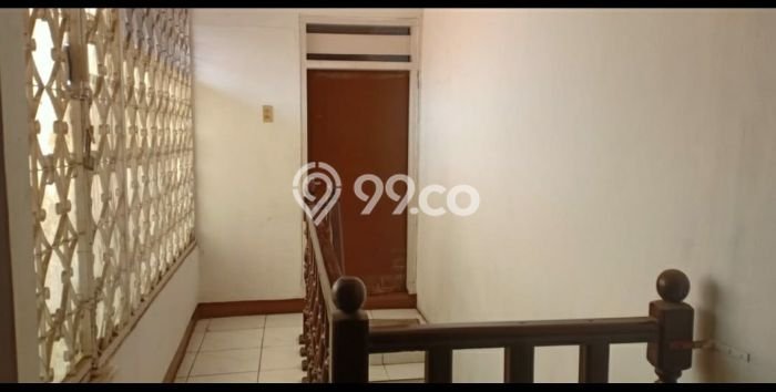 BEST INVESTMENT! Rumah di Kayu Putih, Luas 163m² Bangunan 180m² BEST INVESTMENT! Rumah di Kayu Putih, Luas 163m² Bangunan 180m²