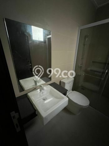 Hot Offer Hunian Premium Ideal dan Luas di Cakung, Jakarta Timur Hot Offer Hunian Premium Ideal dan Luas di Cakung, Jakarta Timur