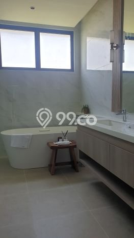 Rumah Elit Modern Tanpa Renovasi di Bukit Sentul Bogor Rumah Elit Modern Tanpa Renovasi di Bukit Sentul Bogor