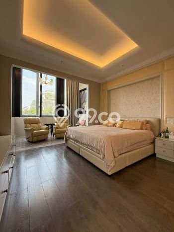 Jual Rumah Luas Elegan Dengan View Eksklusif di Senopati, Jakarta Selatan Jual Rumah Luas Elegan Dengan View Eksklusif di Senopati, Jakarta Selatan
