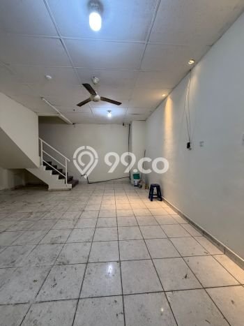 Ruko di Kelapa Gading, Luas 102m2m², Mainroad, Lokasi Ramai Ruko di Kelapa Gading, Luas 102m2m², Mainroad, Lokasi Ramai