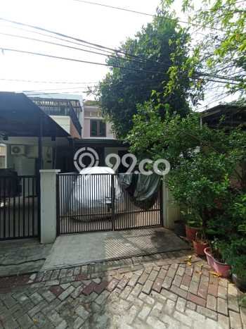 For Sale Rumah 3 Kamar Lokasi Strategis Nyaman dan Strategis di Kelapa Gading For Sale Rumah 3 Kamar Lokasi Strategis Nyaman dan Strategis di Kelapa Gading