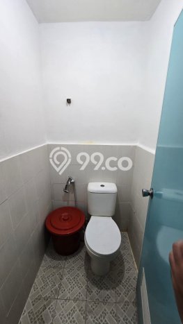 Peluang Investasi! Rumah Kost Dijual di Cempaka Putih, Jakarta Pusat, 9 KT, 6 KM, Luas 400m2 Peluang Investasi! Rumah Kost Dijual di Cempaka Putih, Jakarta Pusat, 9 KT, 6 KM, Luas 400m2