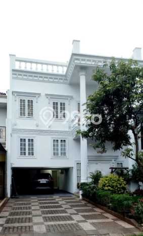 Ready to Use! Premium House LT 250m2 Desain Elegan di Tangerang Kota Ready to Use! Premium House LT 250m2 Desain Elegan di Tangerang Kota