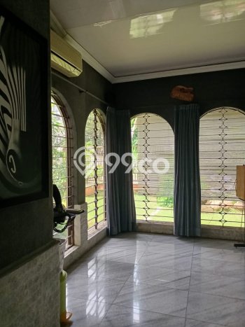 Jual Rumah Luas Megah Dengan View Cantik di Pulomas, Jakarta Timur Jual Rumah Luas Megah Dengan View Cantik di Pulomas, Jakarta Timur