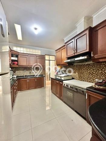Hunian Eksklusif Siap Huni LT 200m2 di Kelapa Gading, Jakarta Utara Hunian Eksklusif Siap Huni LT 200m2 di Kelapa Gading, Jakarta Utara
