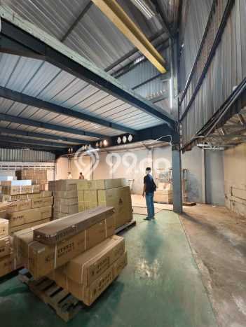 Gudang untuk Disewa di Pusat Jakarta Utara Luas Bangunan 1300m2 Gudang untuk Disewa di Pusat Jakarta Utara Luas Bangunan 1300m2